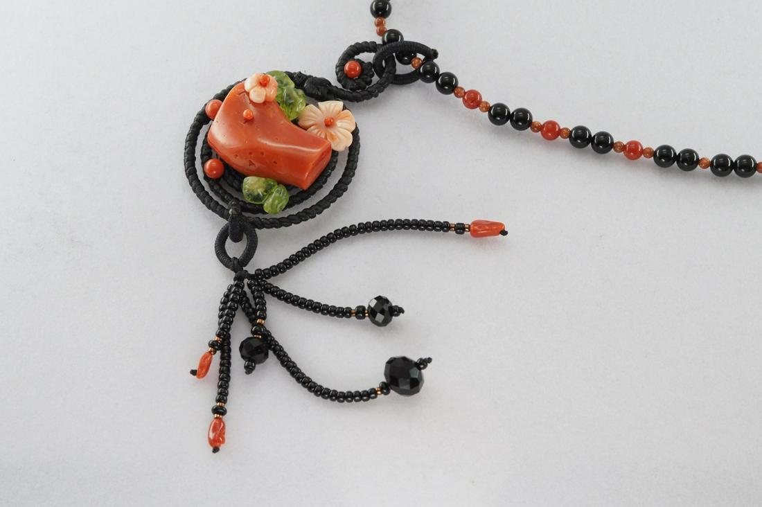 Natural coral, agate and peridot necklace (1 of 10)