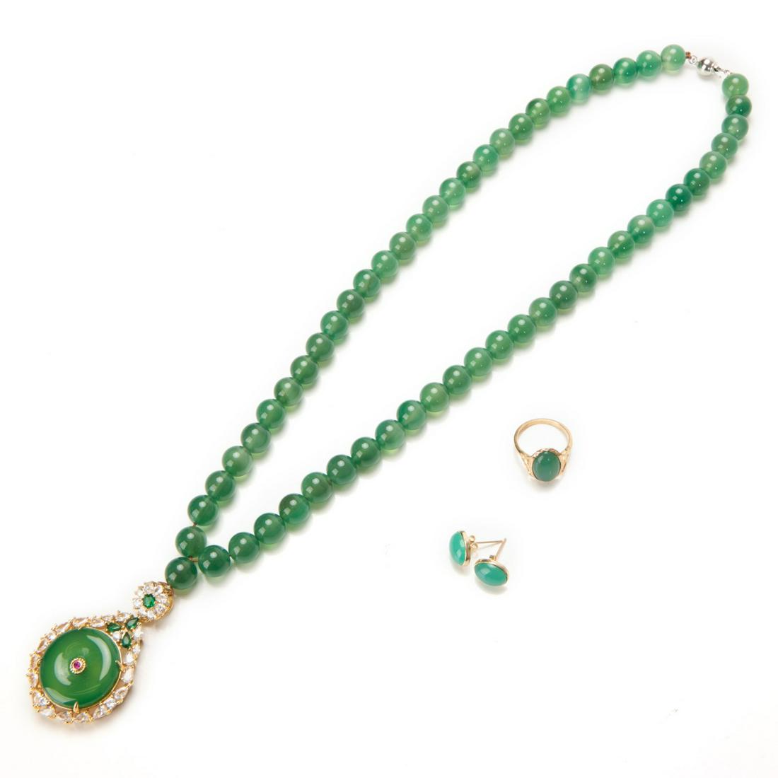14 K GOLD ( Ring and earrings) SET 3 JEWELRY JADE (1 of 6)