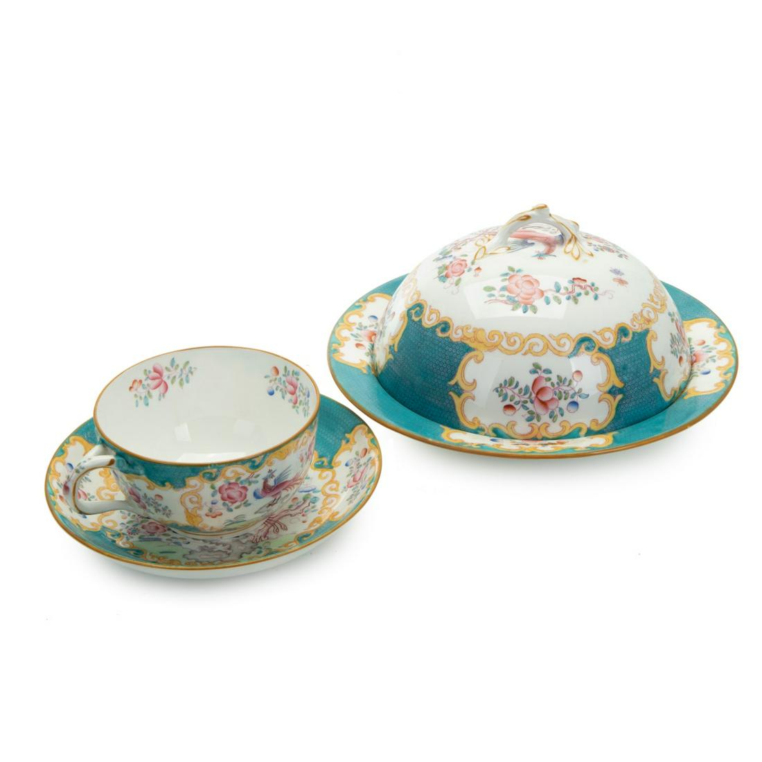 ENGLISH PORCELAIN MINTON COVERED CUP AND SAUCER: Porcelain export covered cup and saucer. H:5.25in(13.3cm) D:9in(22.8cm)
