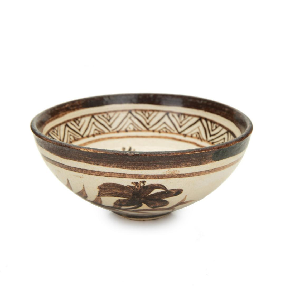 CHINESE SLIP PATTERN PORCELAIN CUP: Chinese slip pattern porcelain cup. H:1.87in(4.7cm) D:4in(10.1cm)