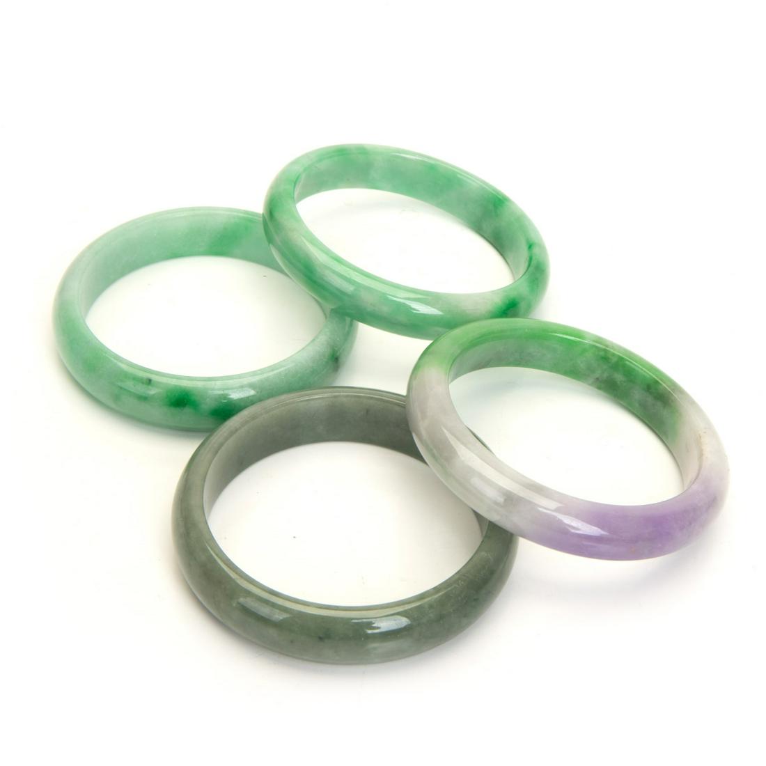 GROUP OF 4  JADE BANGLE (1 of 6)