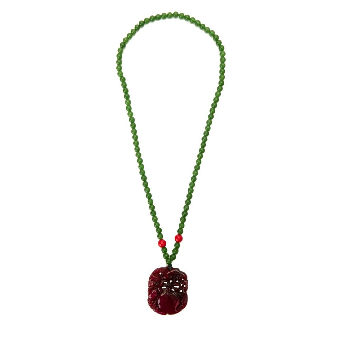 JADE BEAD TOURMALINE PENDANT NECKLACE: 59g L:14in(35.5cm) 2in(5cm) X 1.5in(3.8cm)