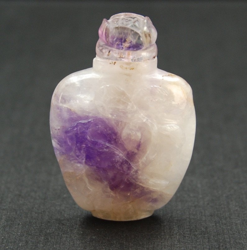 AMETHYST SNUFF BOTTLE (1 of 4)