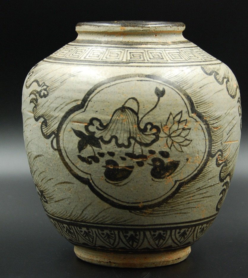 POND SCENE POTTERY JAR (1 of 4)