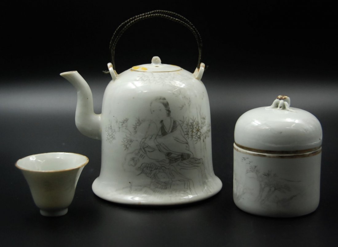 PORCELAIN TEA SET OF 3 (1 of 5)