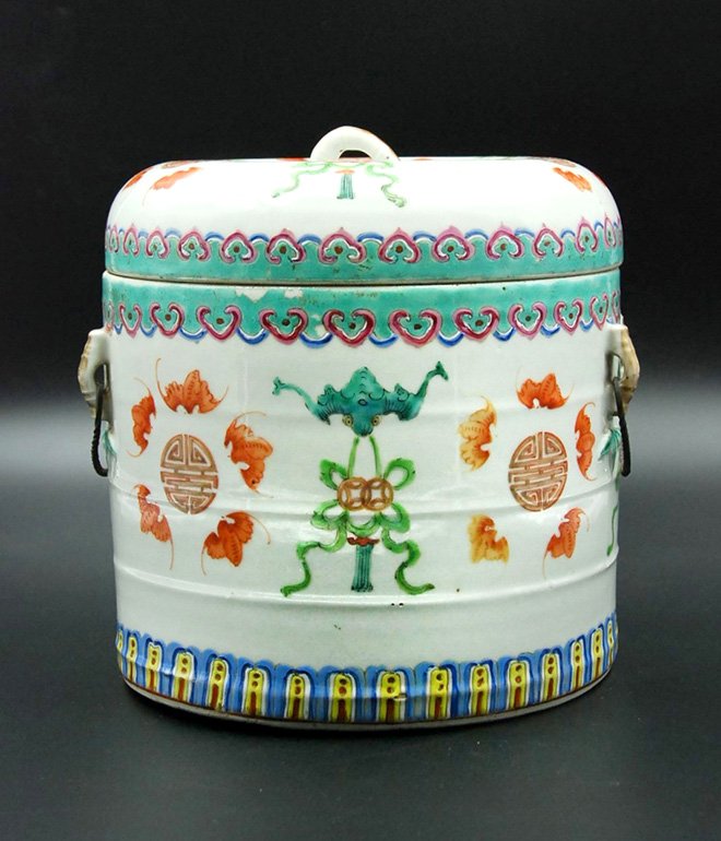 FIVE-COLOR FIVE BATS MEAL BOX (1 of 5)