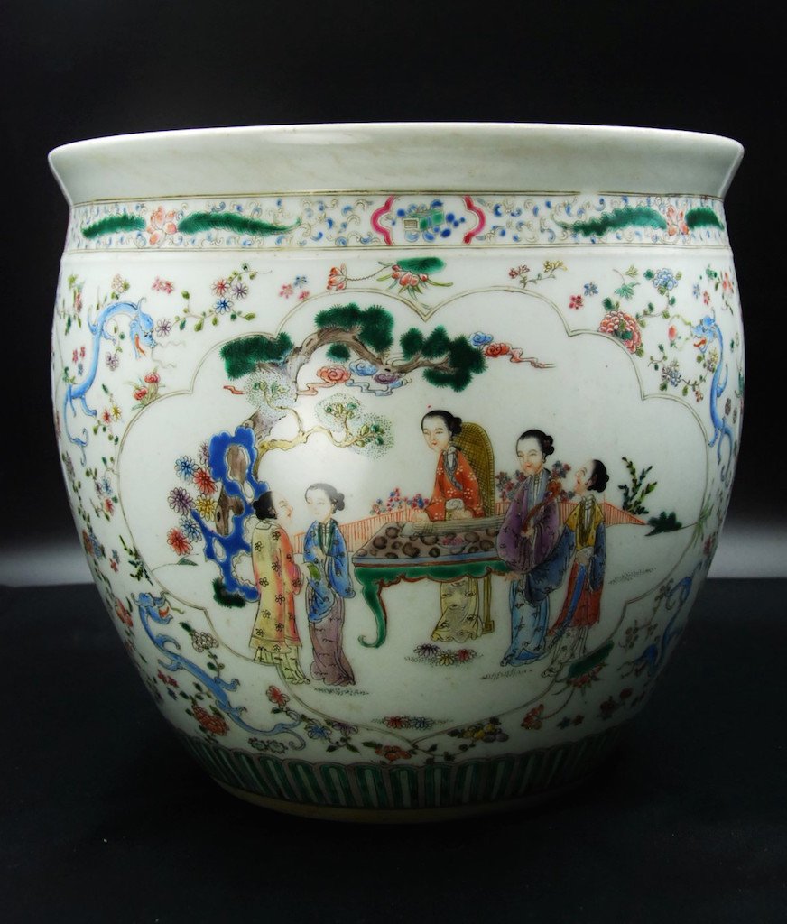 COURT YARD SCENE PLANTER (1 of 8)