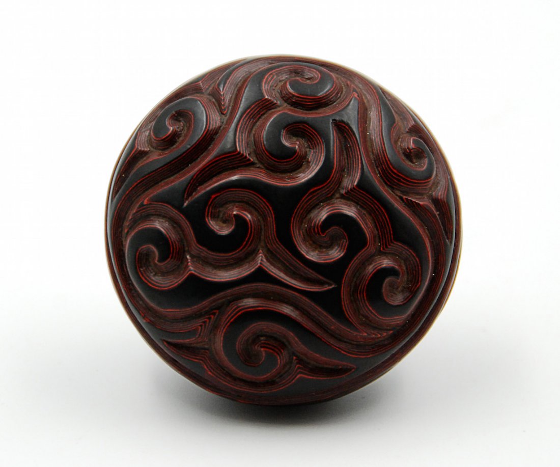 TIXI LACQUER ROUND (1 of 3)