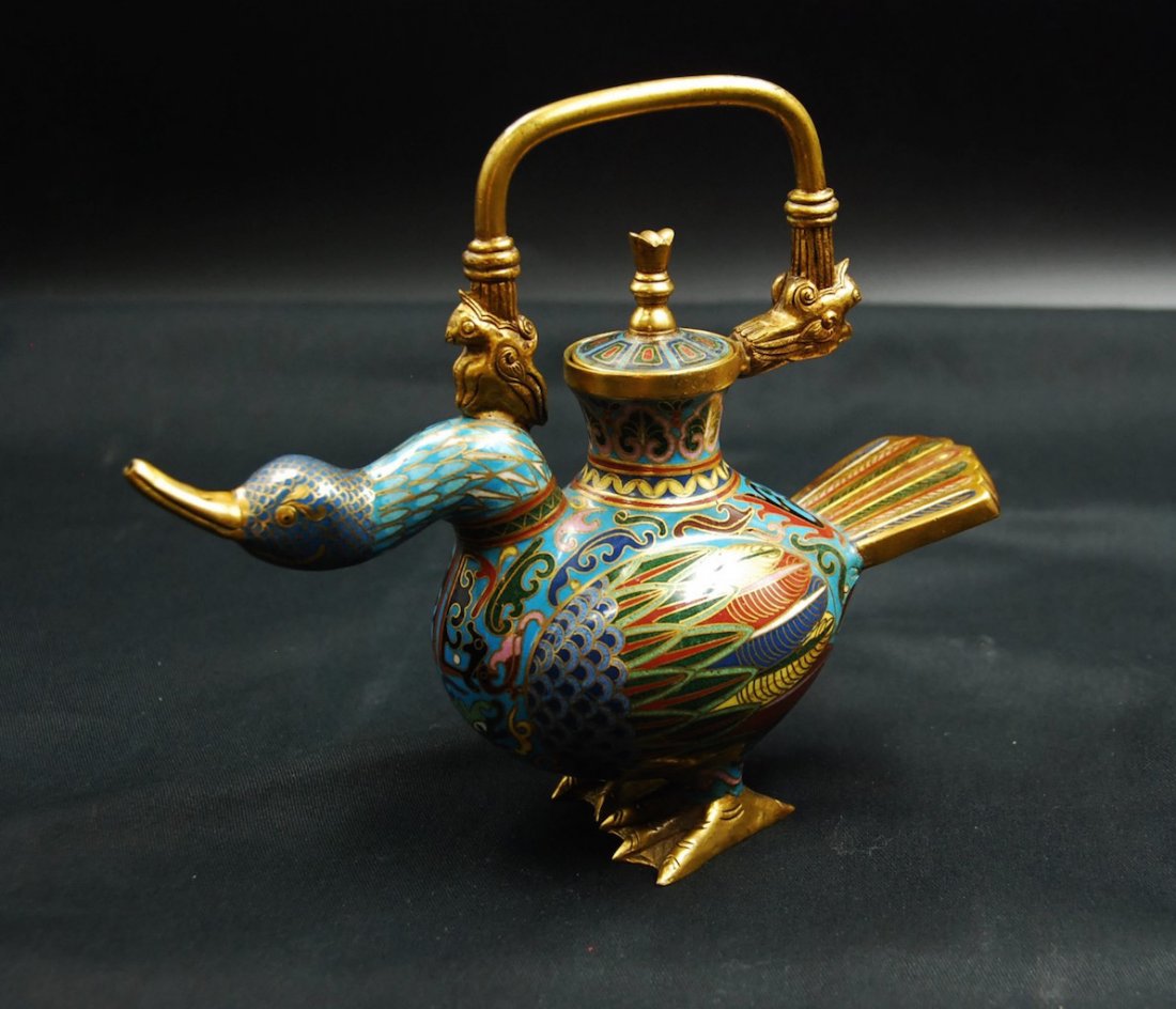 CLOISONNE GOOSE TEAPOT WITH A WOOD STAND (1 of 7)