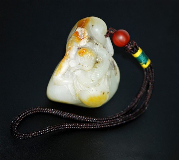 HeTian Jade carved Piece (1 of 2)