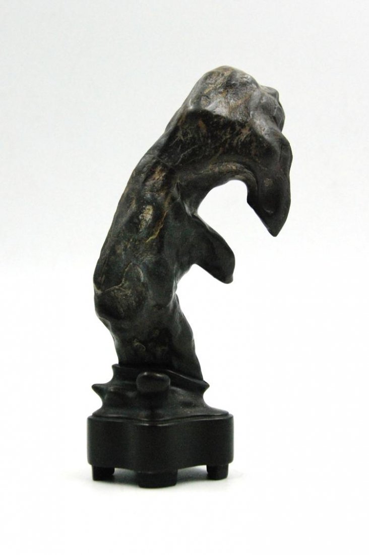 LINGBI DESK STONE (1 of 1)