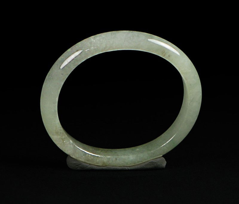 JADE OVAL BANGLE (1 of 5)