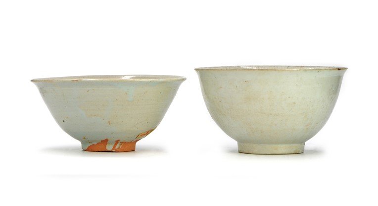 JOSEON DYNASTY?1392-1910) KOREAN GLAZED PAIR BOWLS (1 of 3)