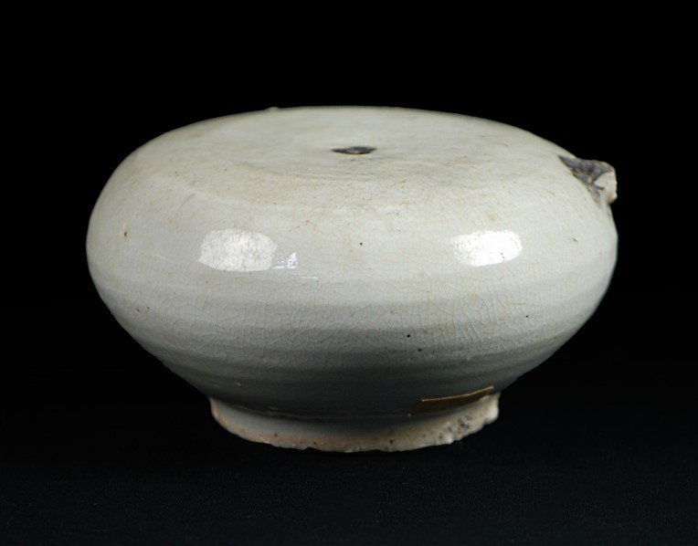 JOSEON DYNASTY?1392-1910)  GLAZED WATER DROPPER (1 of 3)