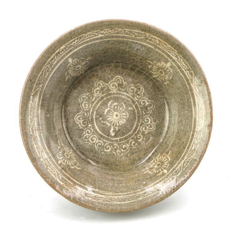 JOSEON DYNASTY?1392-1910) KOREAN CELADON DISH (1 of 3)