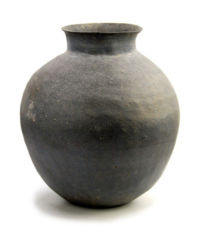 SILLA DYNASTY 6th-9th KOREAN EARTHENWARE JAR (1 of 3)
