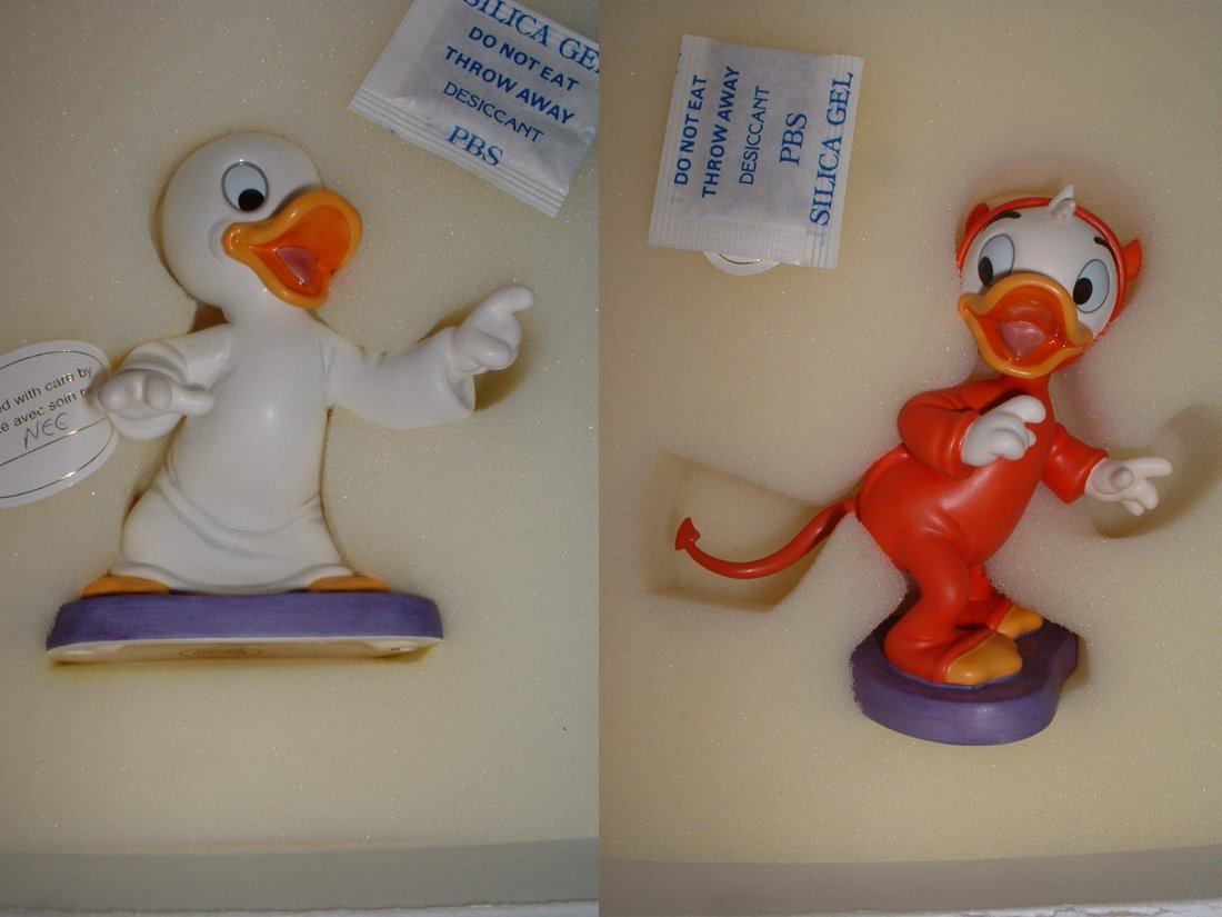 Disney's Donald Duck WDCC (X2) (1 of 7)