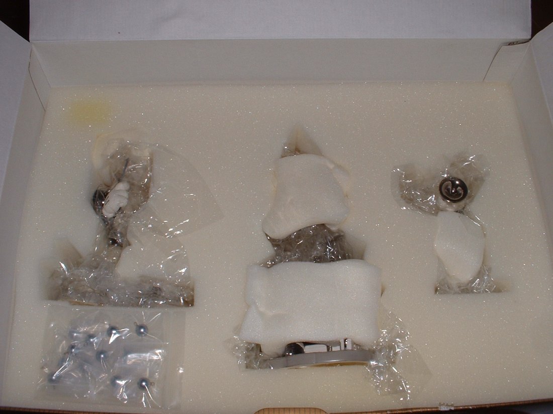 Disney's Mickey Mouse WDCC LE (1 of 5)