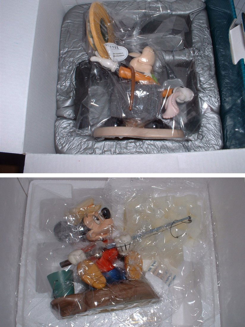 Disney's Mickey Mouse WDCC (X2) (1 of 7)