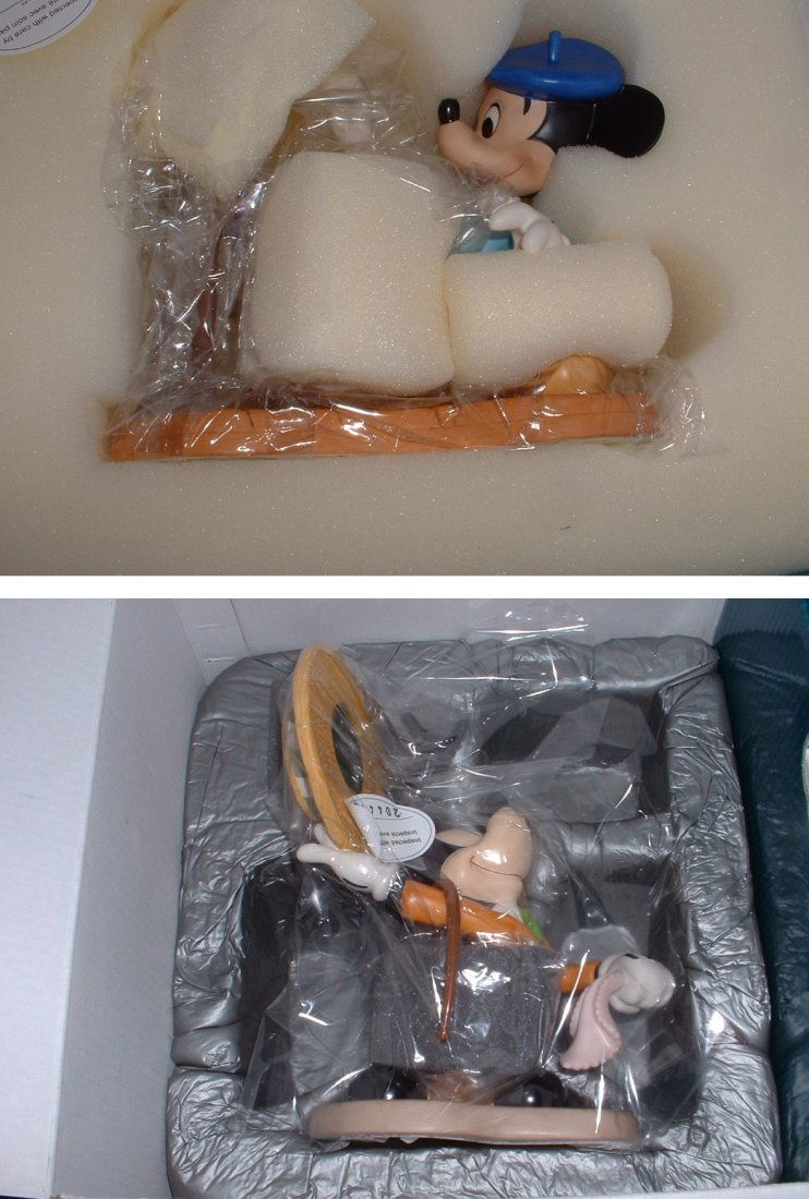 Disney's Mickey Mouse WDCC (X2) (1 of 7)