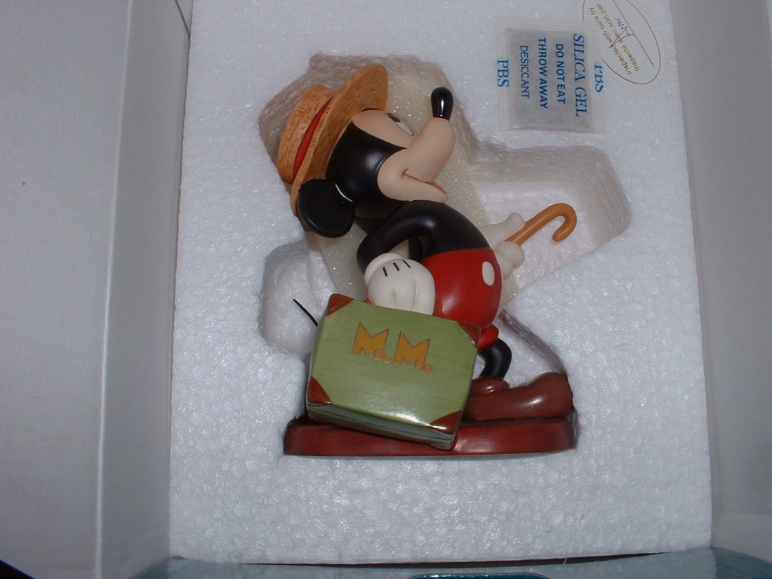 Disney's Mickey Mouse WDCC LE (1 of 4)