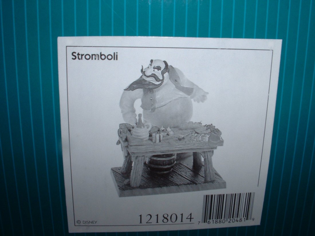 Disney's Pinocchio WDCC (1 of 3)