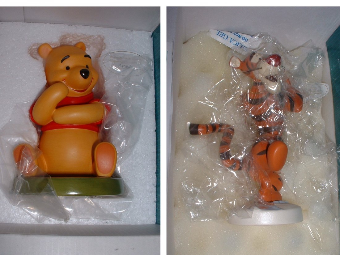 Disney's Winnie the Pooh WDCC (1 of 8)