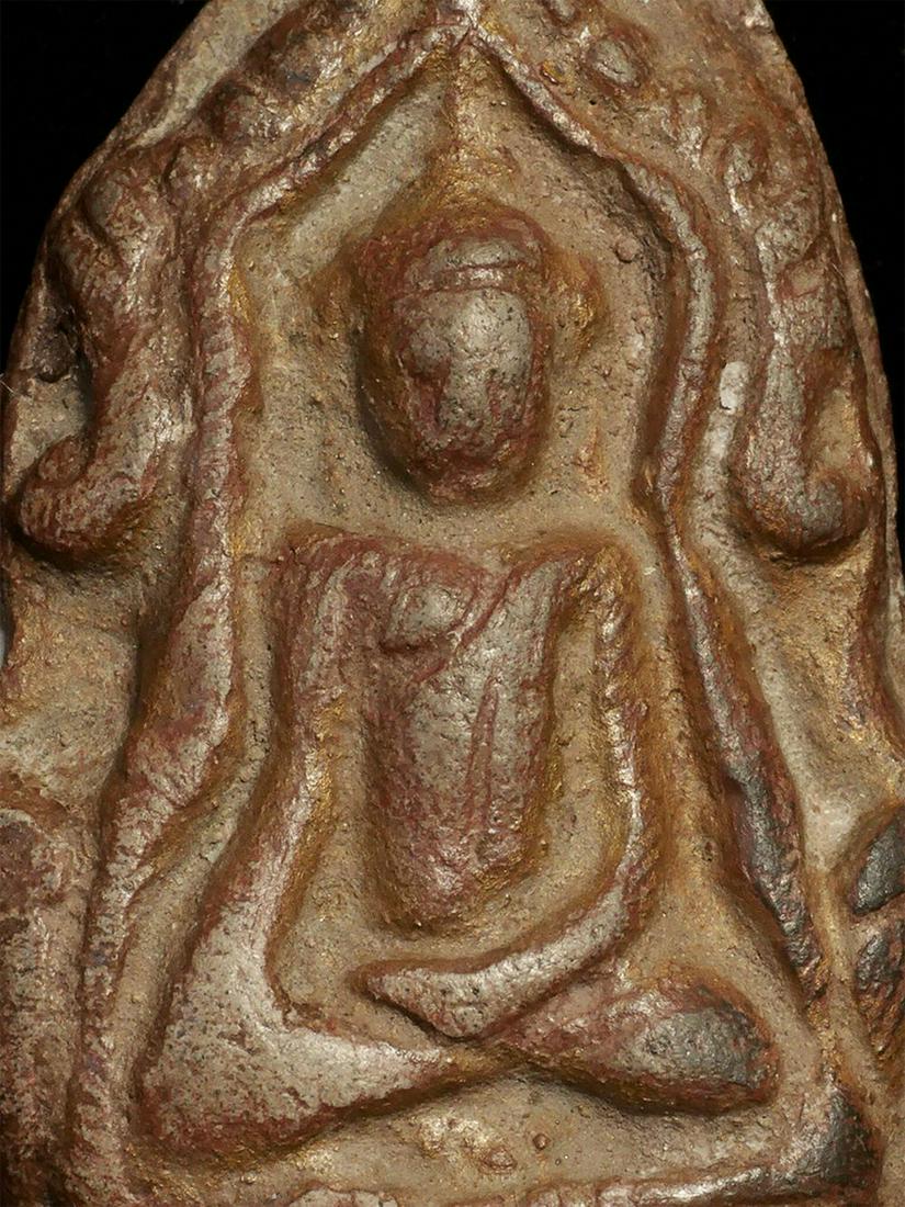Early Thai Buddha Amulet. Looks to have very good age. (1 of 4)
