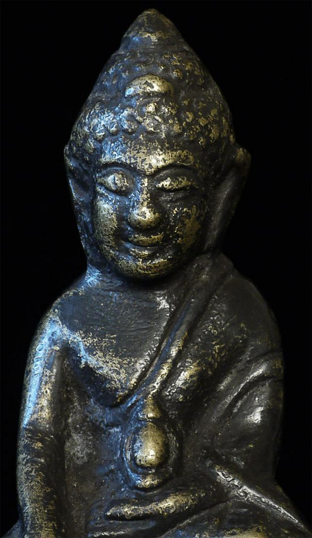 Small solid-cast Chinese Buddha. Just over 2 inches (1 of 11)