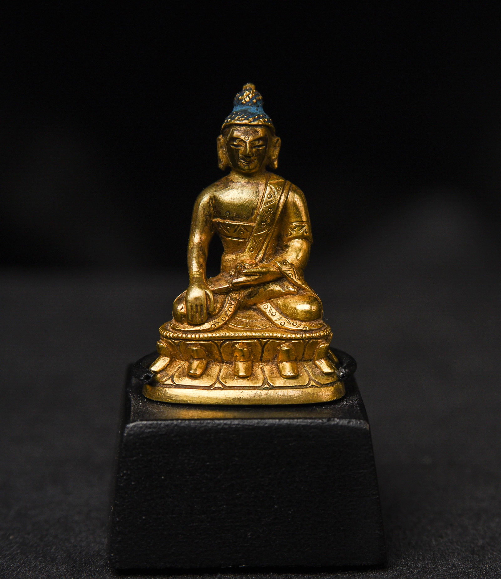 Fine Tibetan Miniature. (1 of 10)