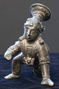 Sweet Baby Krishna. Loss of one hand.: Sweet Baby Krishna. Loss of one hand. Measures 3.5" tall, approximately 2.5" x 3.5 at base.