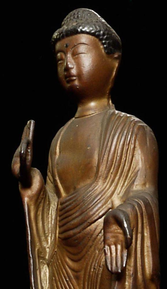 Japanese Meiji/Taisho Buddha. 11" tall, base has: Japanese Meiji/Taisho Buddha. 11" tall, base has diameter of approximately 5". Opening bid cut to $100