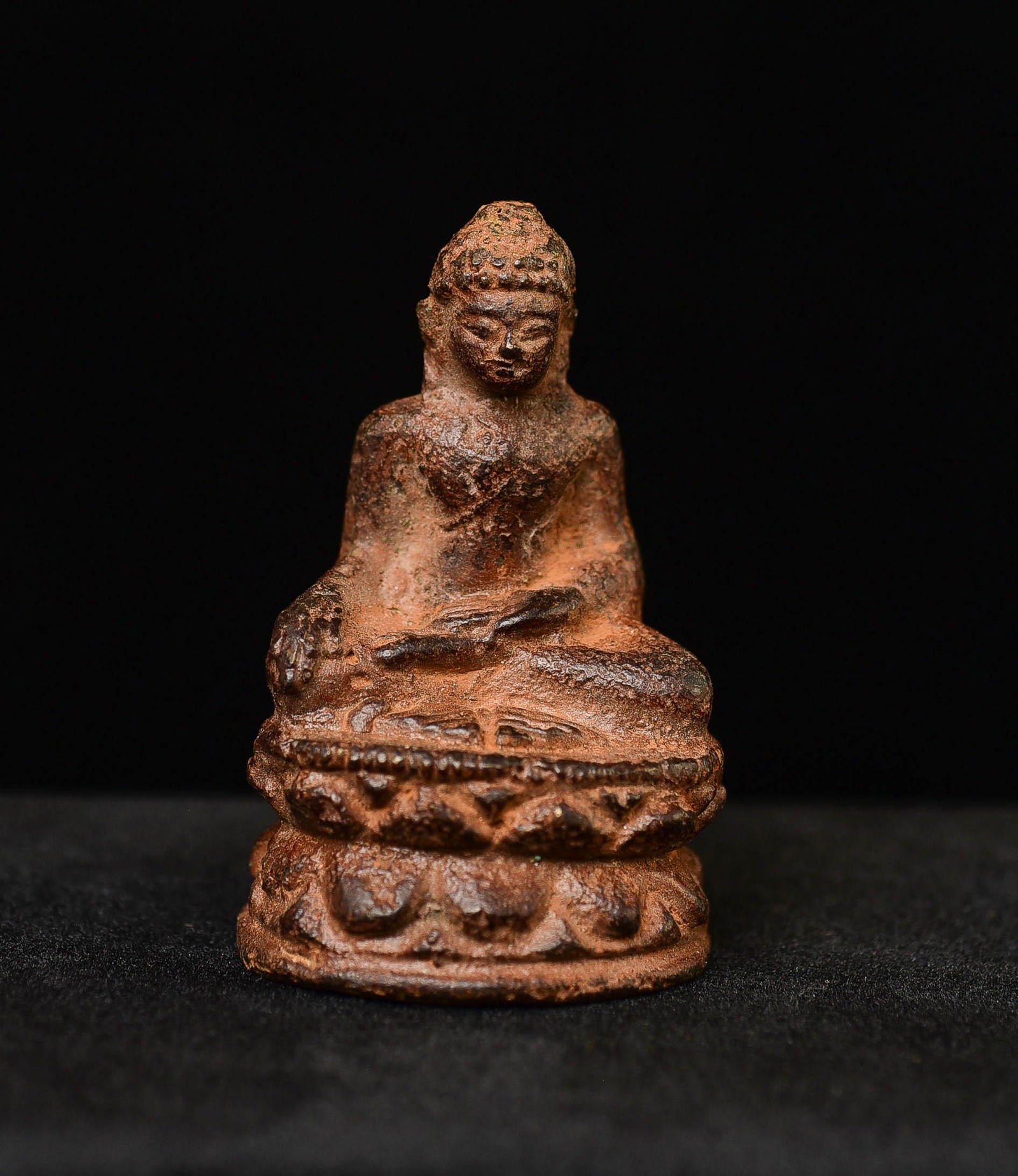 Small vintage/antique Indonesian/Javanese bronze Buddha, Uncommon (1 of 9)