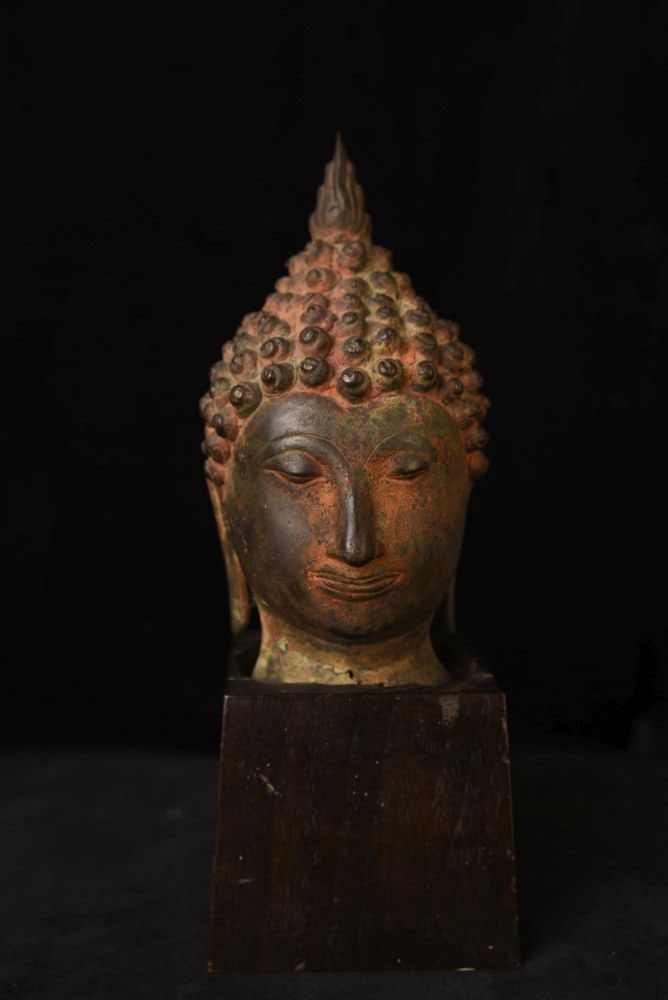 13/early 14thC Early Sukhothai Bronze Buddha Head. (1 of 12)