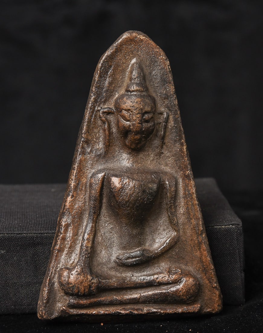 I recently acquired a collection of early Southeast Asian Buddhist amulets and other small Buddhist (1 of 4)