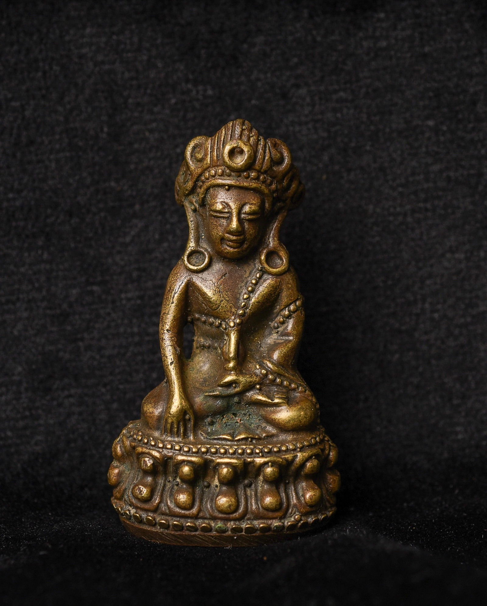 16-18thC Chinese Miniature Bronze Buddha. This is an authentic Ming (possibly Early Ching) miniature (1 of 4)