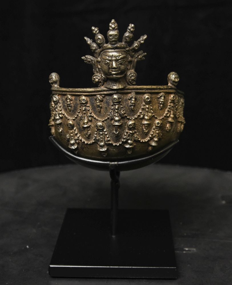 15th-18thC Tibetan Bronze Skull Cup-Thickly Cast with a profusion of small high relief skulls on the (1 of 15)