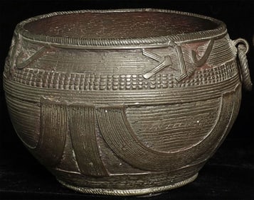 Pair of vintage/old bronze bowls are 3.25" tall, top