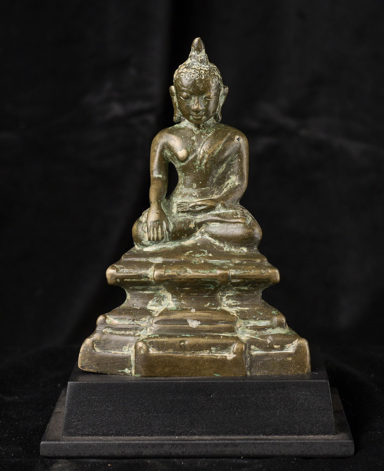 Classic Post Pagan 14/15thC Buddha. (1 of 10)