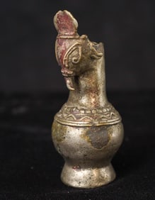 Mystery object. This piece measures 3.25" tall.