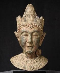 Large Buddha head in Thai style, but probably crafted in Europe or the United States in the early