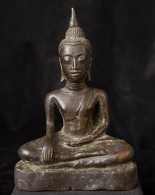 18 century or earlier Cambodian bronze Buddha.