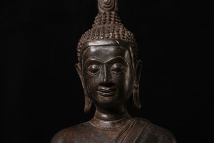 Antique Thai Buddha with a rare type of base. Large, Special base