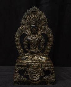 18/19th-century Sino-Tibetan Bronze Buddhist sculpture of Amateyus. Classic type