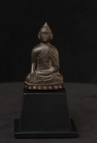 16-19thC Northern Thai stone Buddha.
