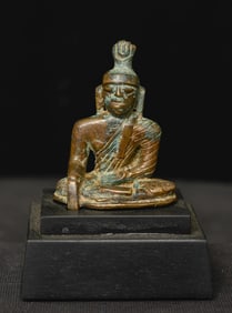 Rare 14/15thC Sri Lankan Buddha.