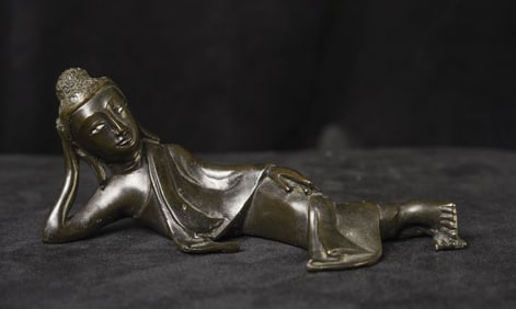 19thC Burmese Bronze Reclining Buddha- New Photos make him look even better!