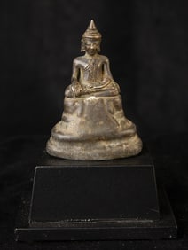 17/18thC Cambodian Solid Cast Silver Buddhas lead alloy base.