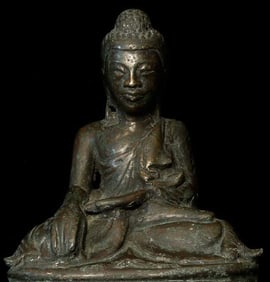 Thickly cast Mandalay style Buddha. Wonderful overall