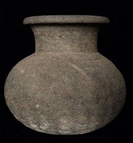 Very Early, Near Perfect Ban Chang Pot- Massive!!- Provenance